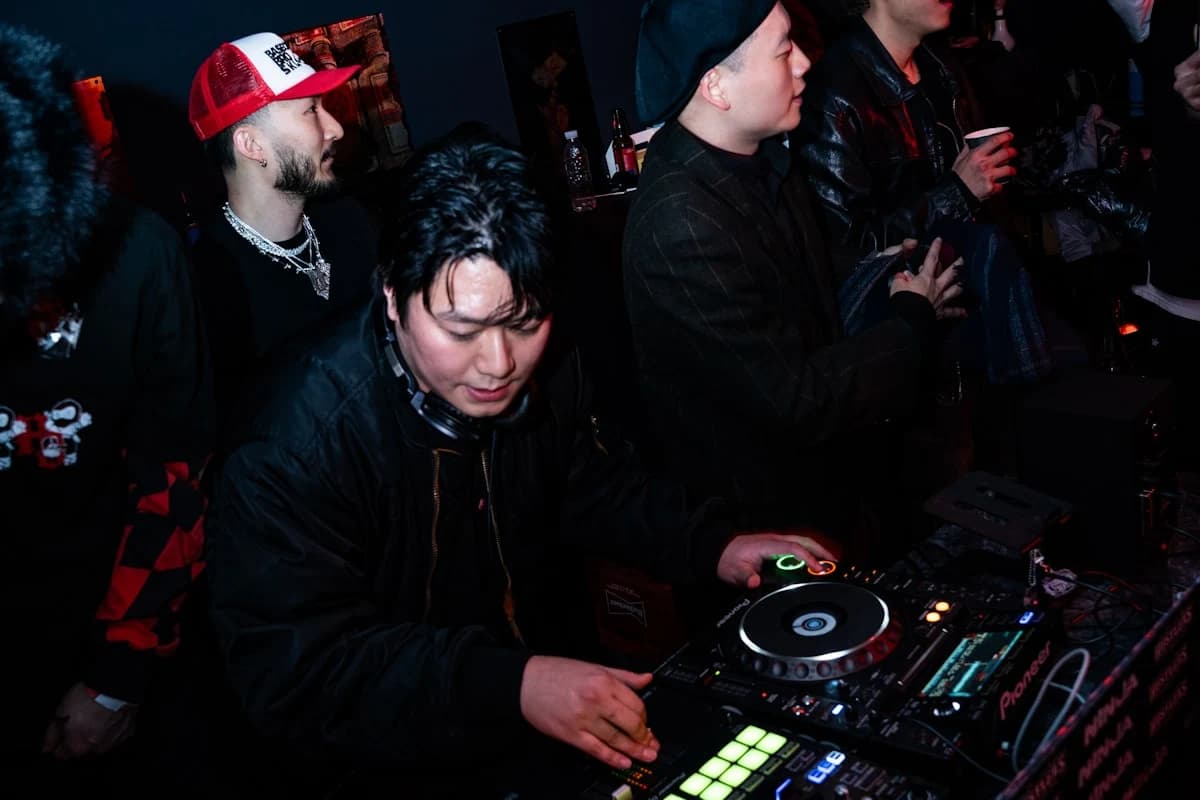 DJ rig loaded with AI music cover versions for an event set
